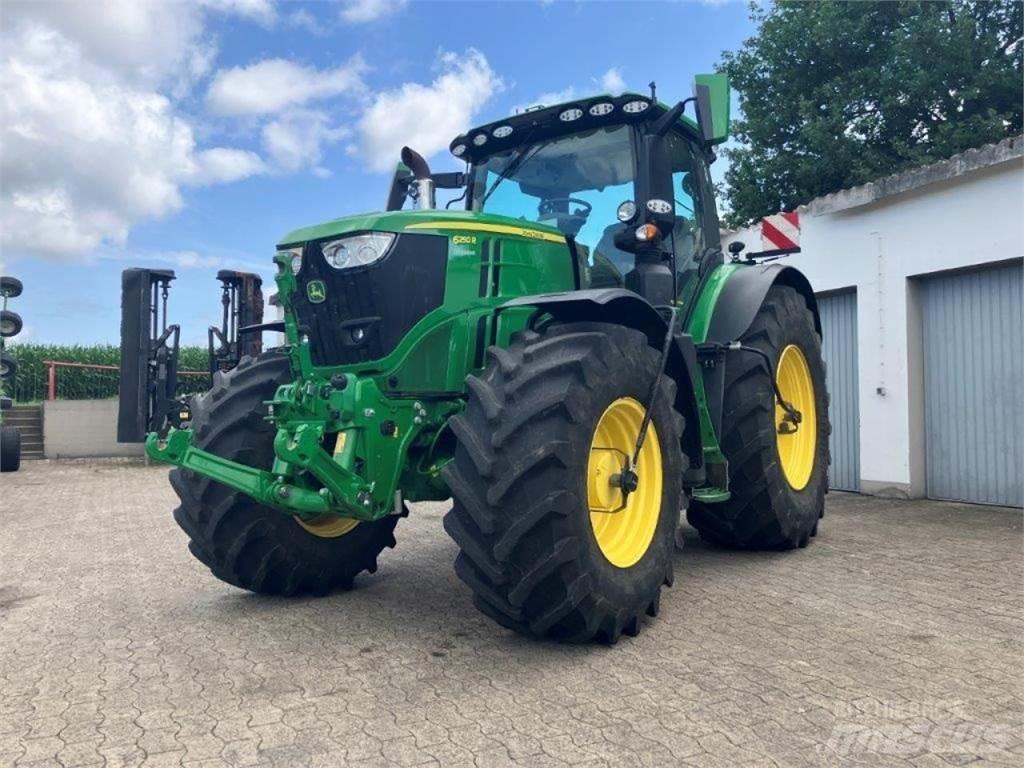 John Deere 6250R Traktorer