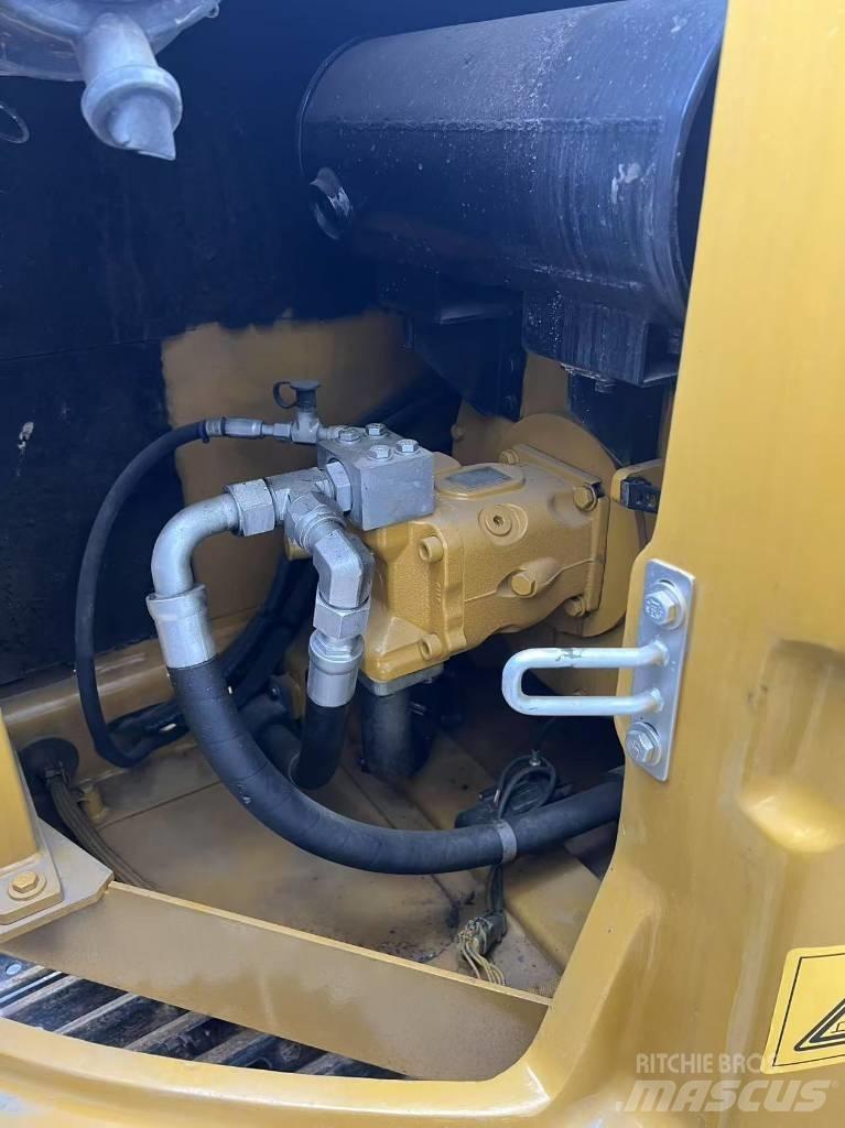 CAT 307 Minigrävare < 7t