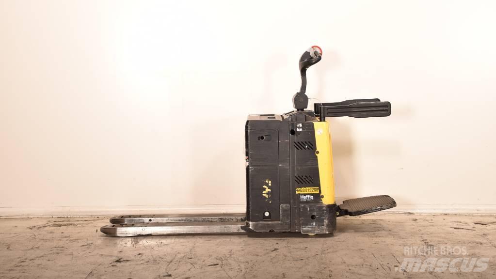 Hyster P 2.0 S Låglyftare med plattform