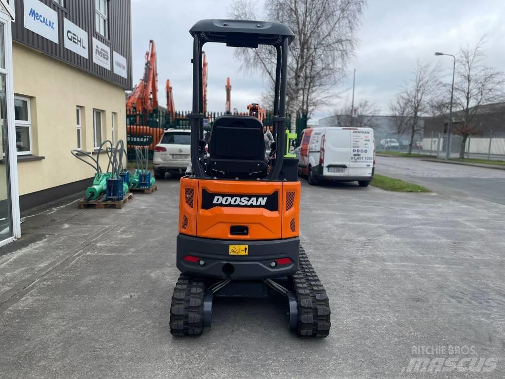Develon DX 20 Z-7 Minigrävare < 7t