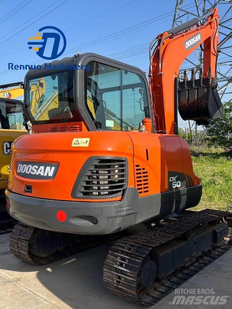 Doosan DX 60 Bandgrävare