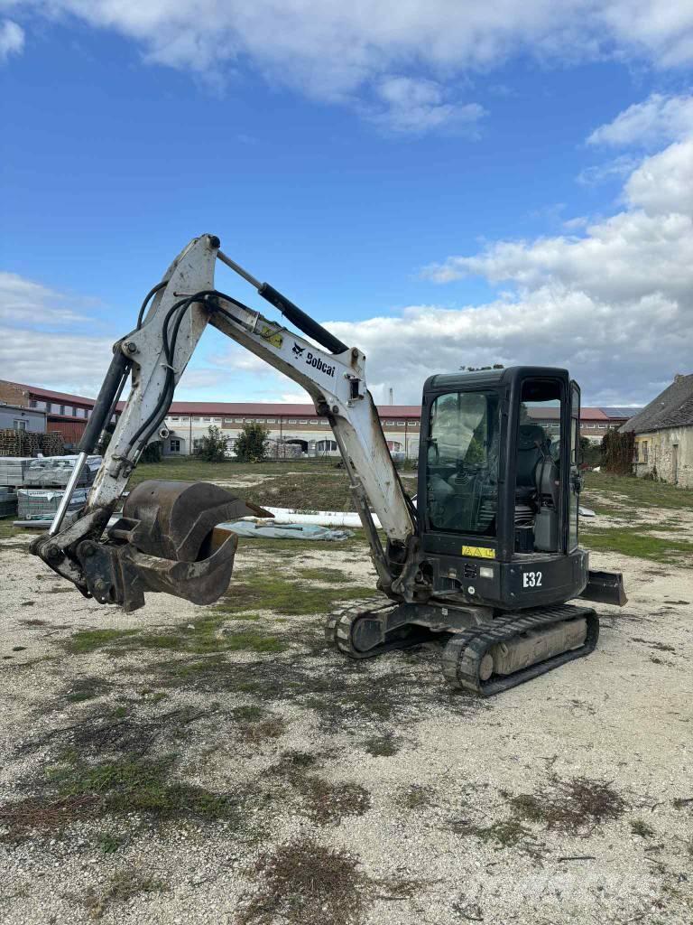 Bobcat E 32 Minigrävare < 7t