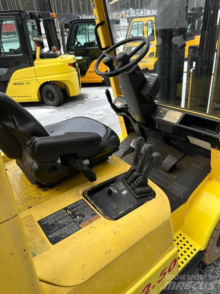 Hyster H2.50XM Gasolmotviktstruckar