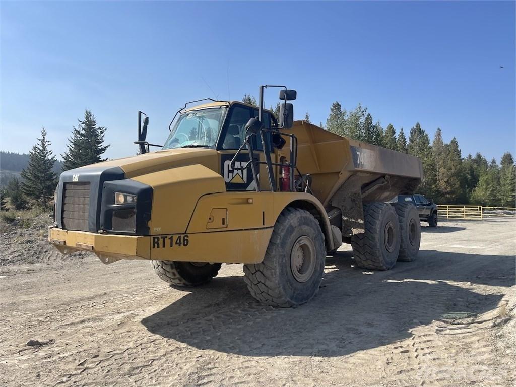 CAT 740B Midjestyrd dumper