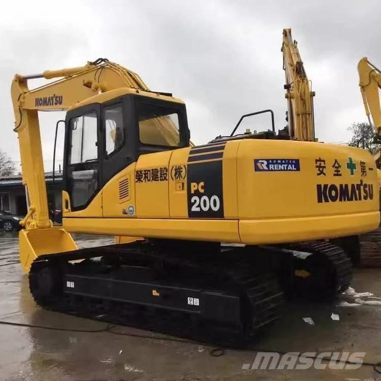 Komatsu PC 200-7 Bandgrävare