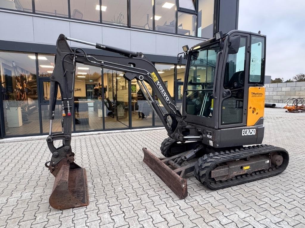Volvo ECR 25 D Minigrävare < 7t