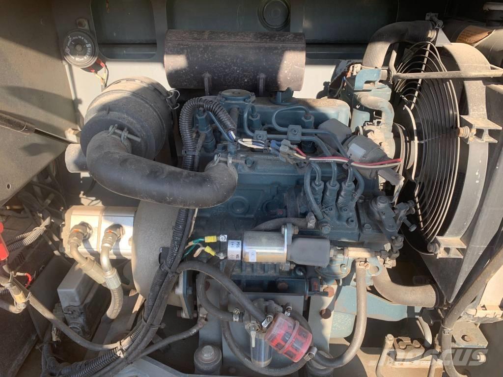 SkyJack SJ 6832 RT Saxliftar