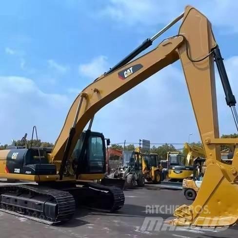 CAT 330 D Bandgrävare
