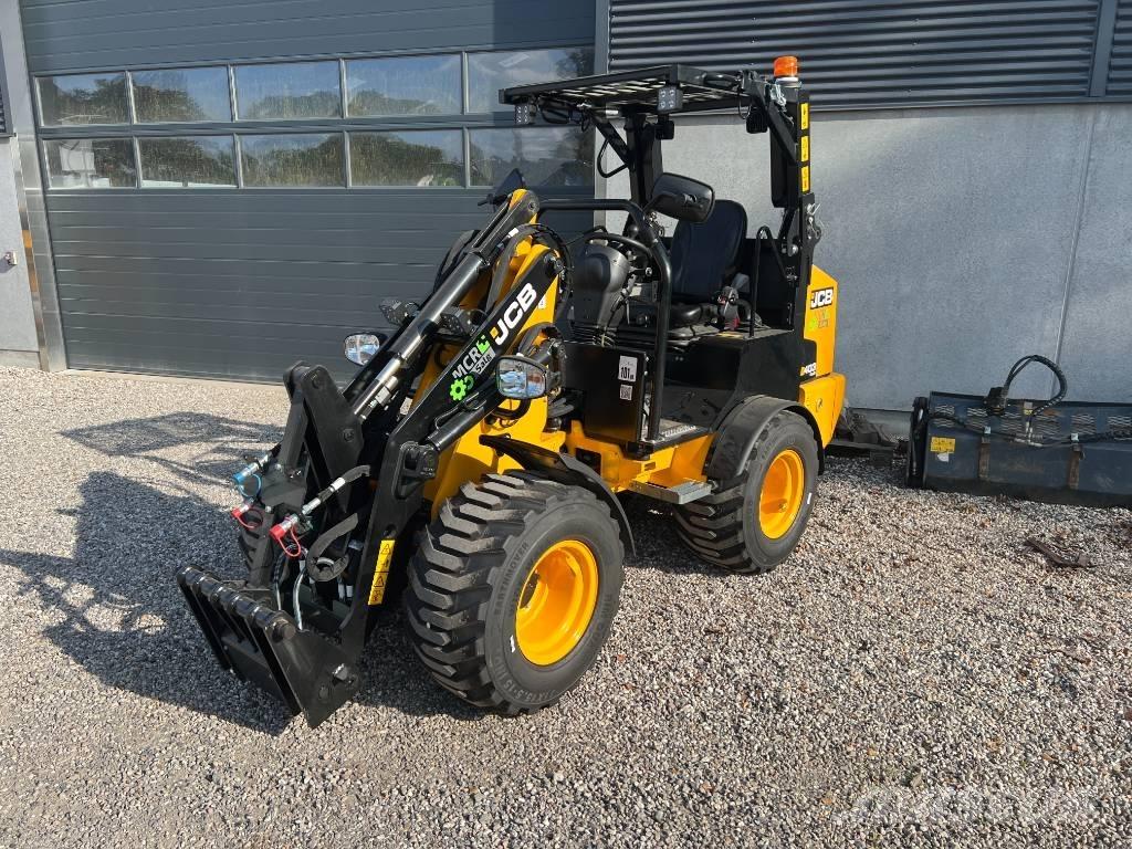 JCB 403 Plus Minilastare