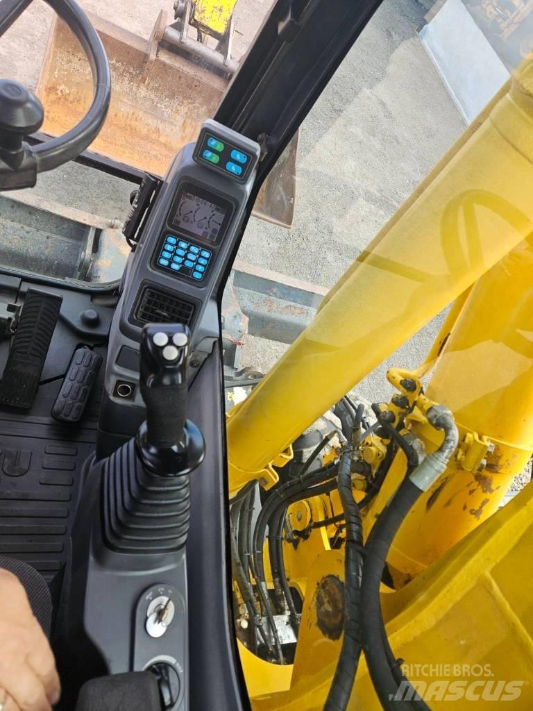 Komatsu PW 160-7 Hjulgrävare