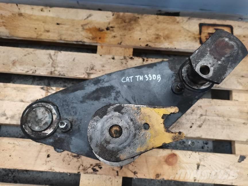 CAT TH 330 {Banan} Bommar och stickor
