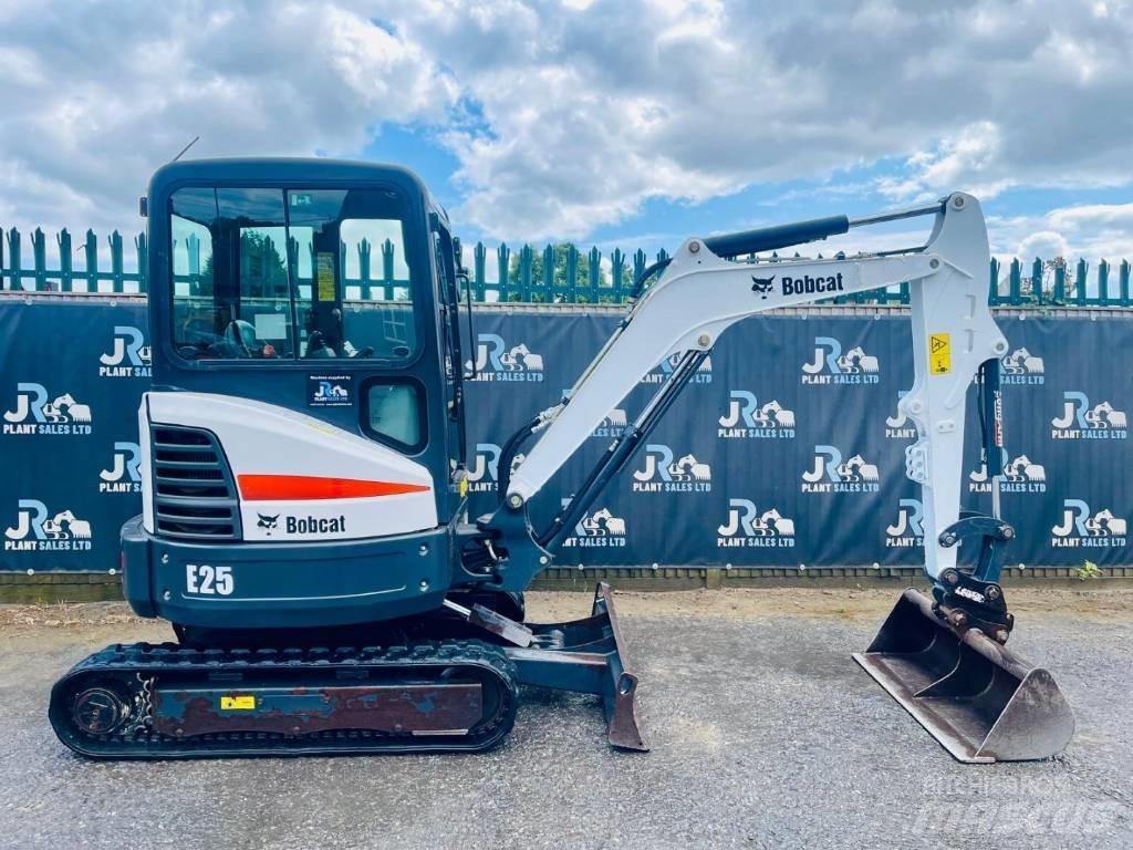 Bobcat E 25 Minigrävare < 7t