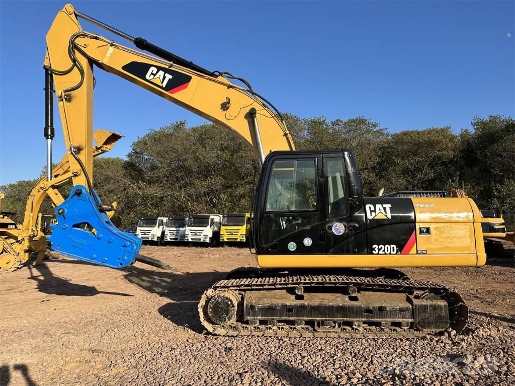 CAT 320 D L Bandgrävare