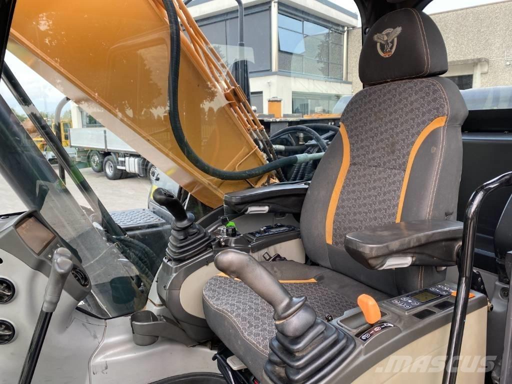 CASE CX 240 D Bandgrävare