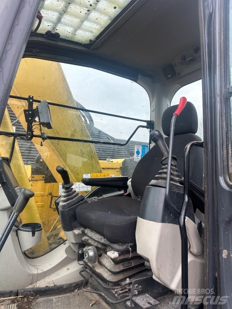 Kobelco E 140 CSR Bandgrävare