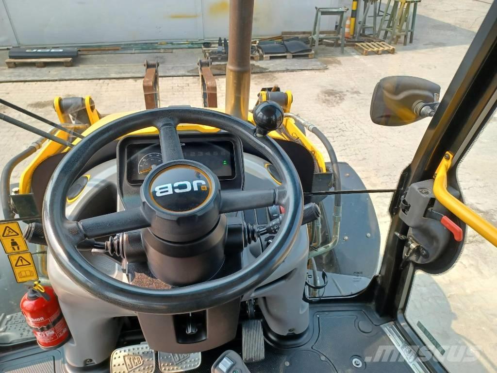 JCB 3CX PLUS AEC Grävlastare