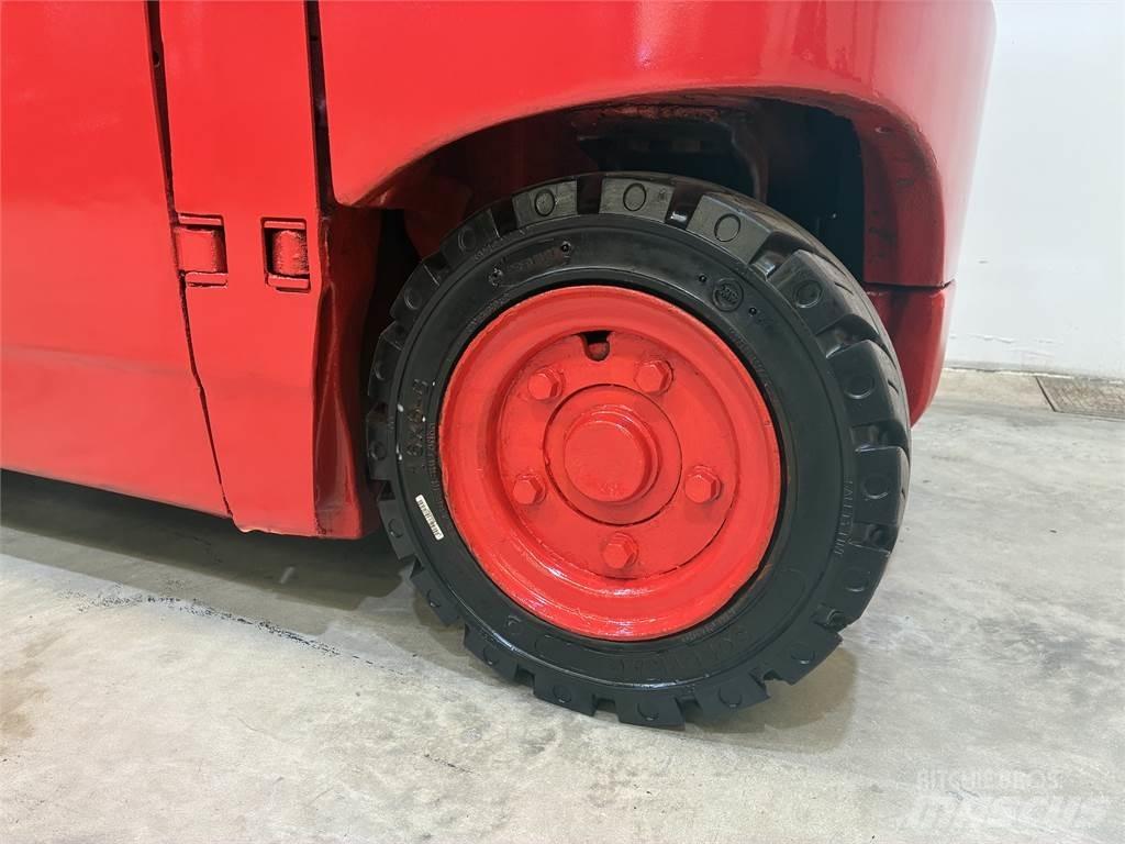 Linde E20PH 02 Elmotviktstruckar