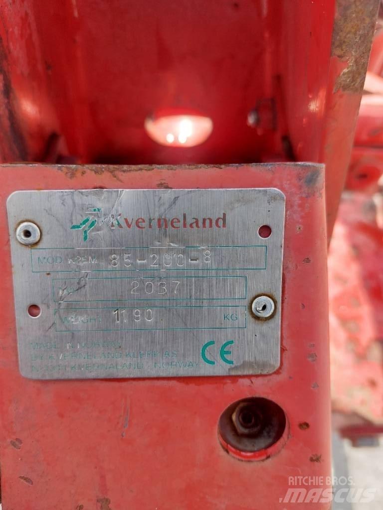 Kverneland EM 85 4 Växelplogar