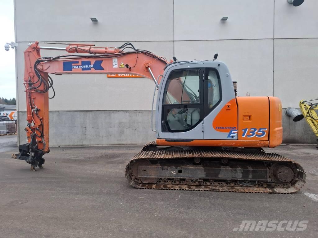 Fiat-Kobelco E 135 Bandgrävare