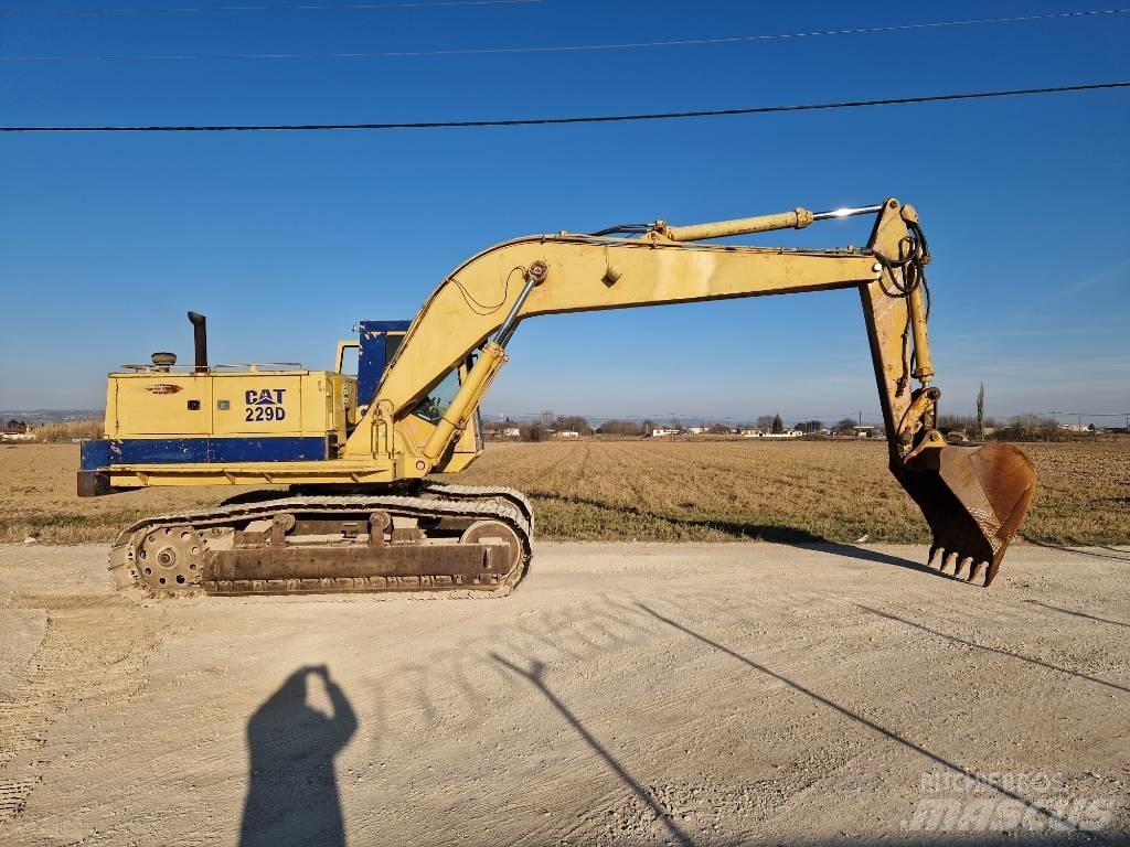 CAT 229 D Bandgrävare