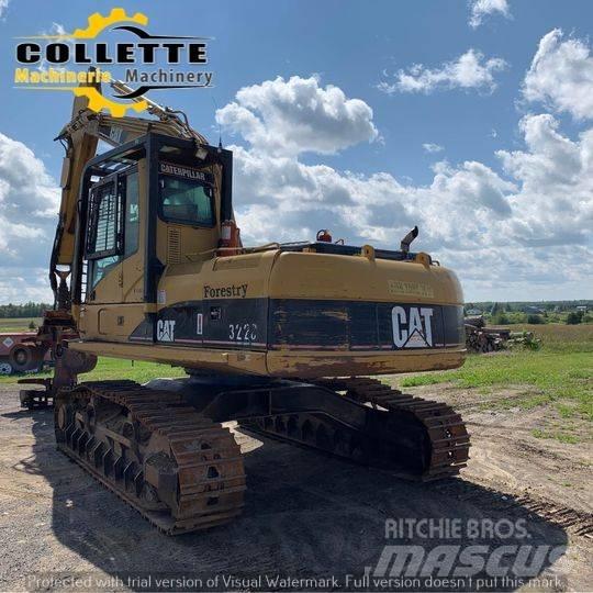 CAT 322C Skördare