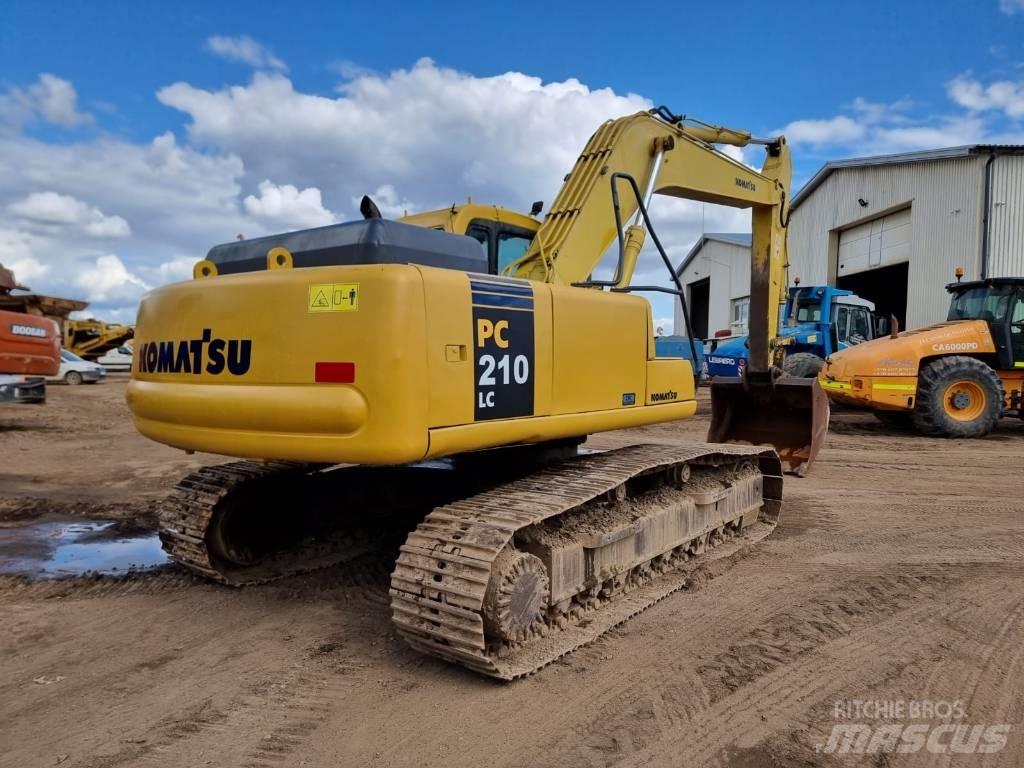 Komatsu PC 210-6 Bandgrävare