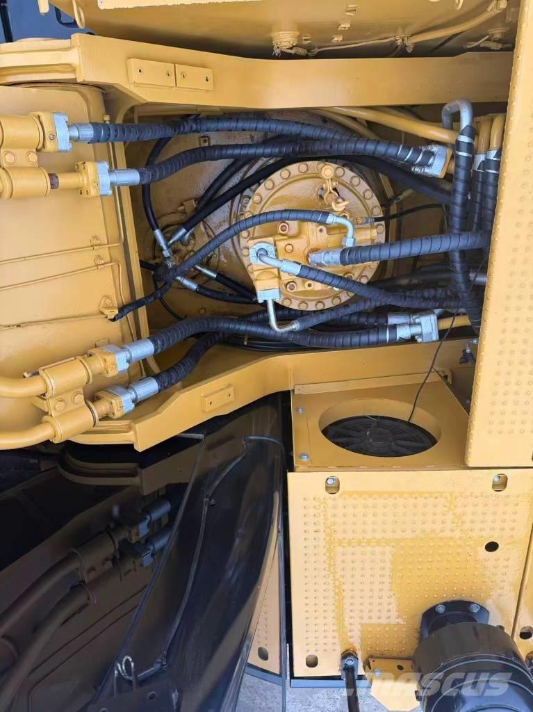 CAT 340 D L Bandgrävare