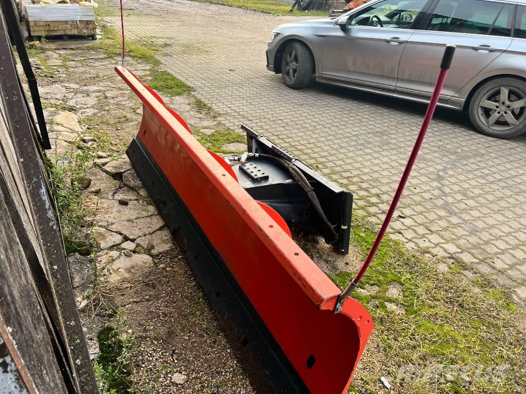 Bobcat SB 108 HD Snöblad och plogar