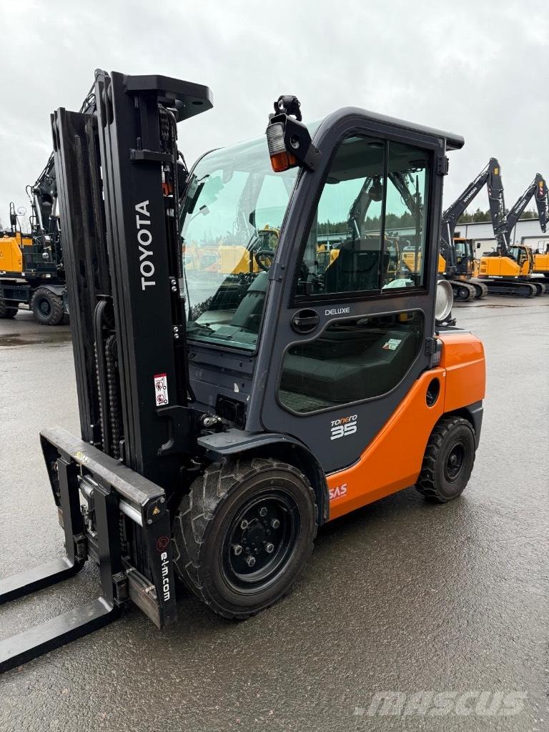Toyota 02-8 FGJF 35 Gasolmotviktstruckar