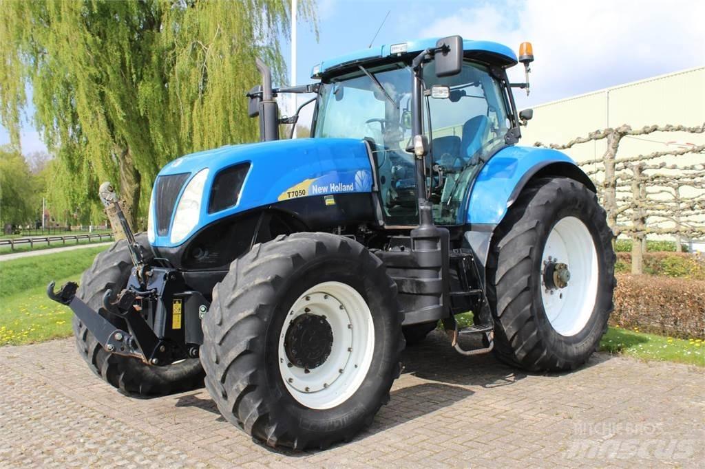 New Holland T7050 Traktorer