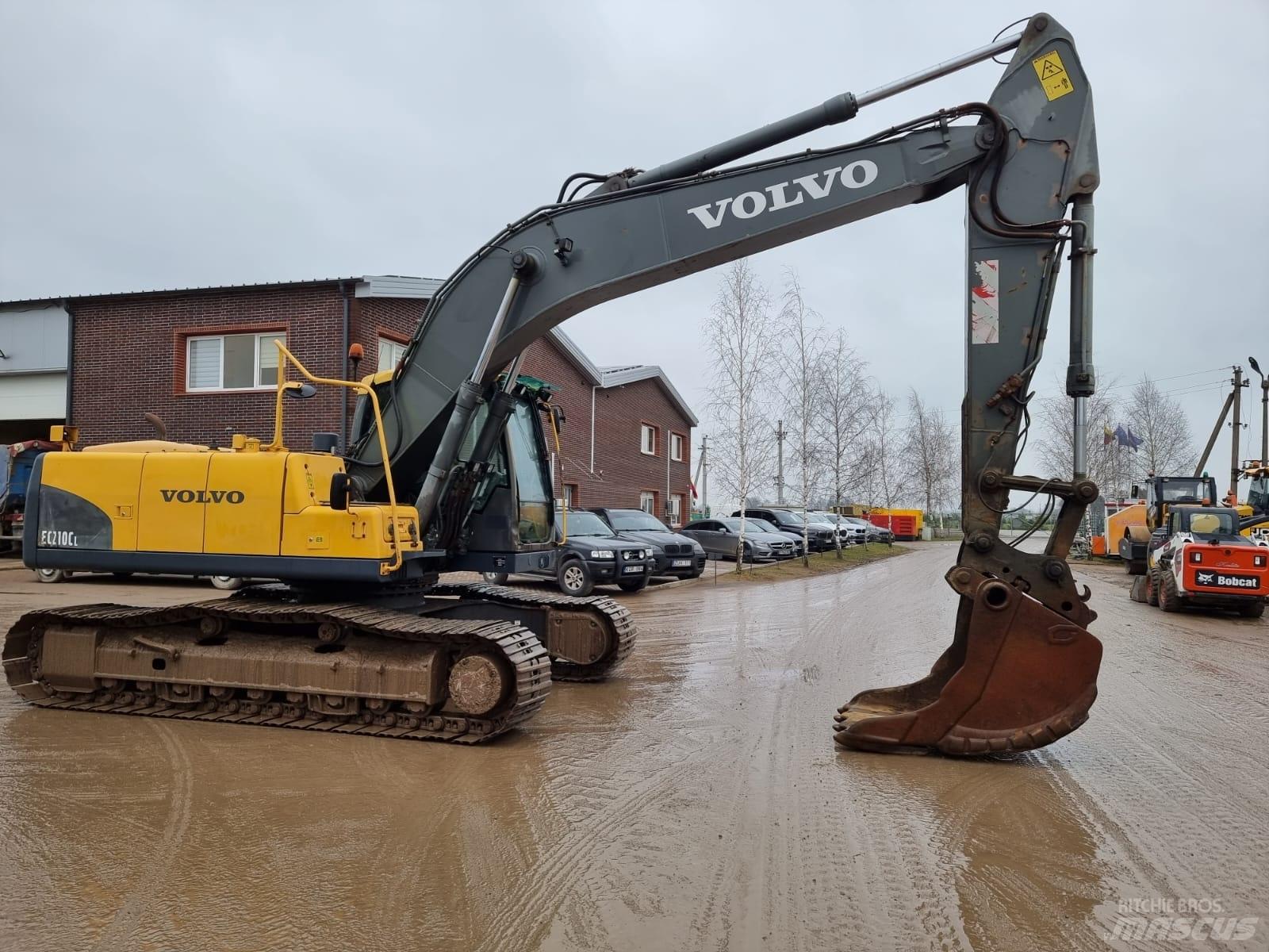 Volvo EC 210 C Bandgrävare