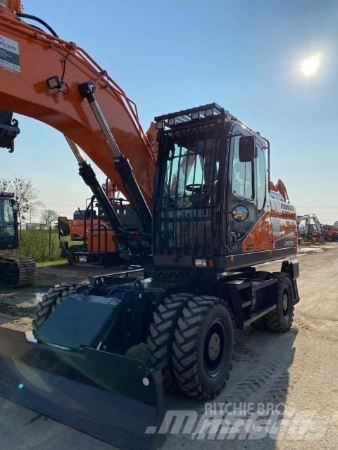 Doosan DX 210 W Hjulgrävare