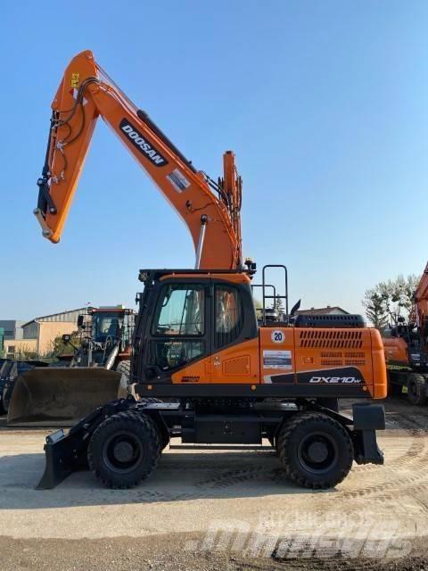 Doosan DX 210 W Hjulgrävare