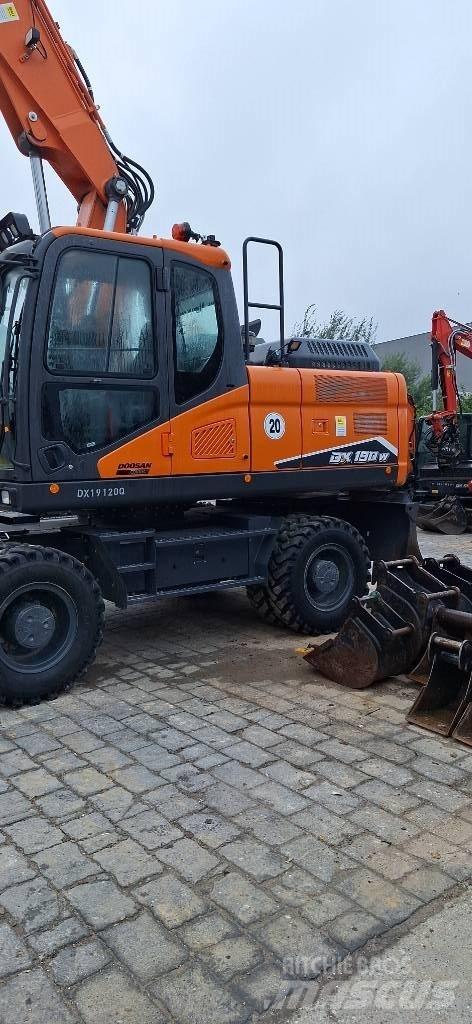 Doosan DX 190 W-7 Hjulgrävare