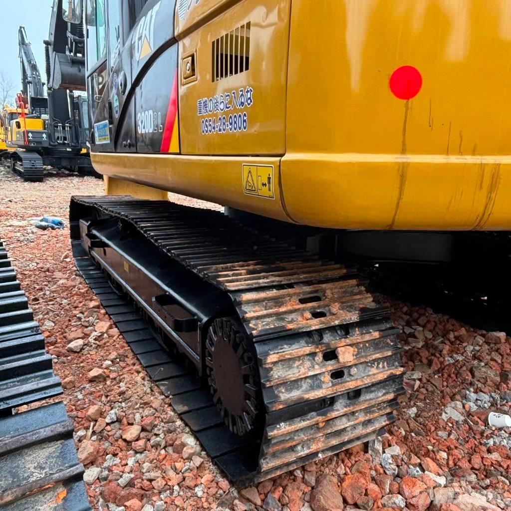 CAT 320 D Bandgrävare