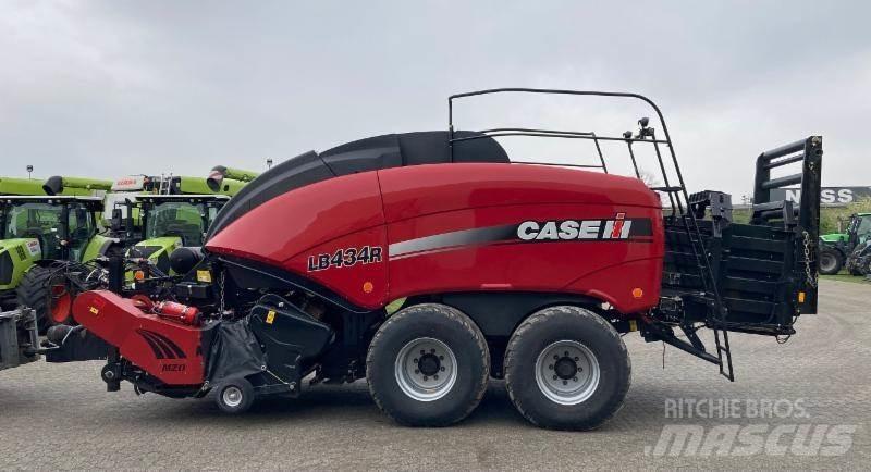 Case IH LB434R Fyrkantspressar