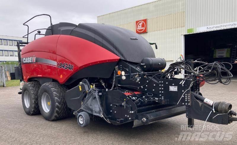 Case IH LB434R Fyrkantspressar