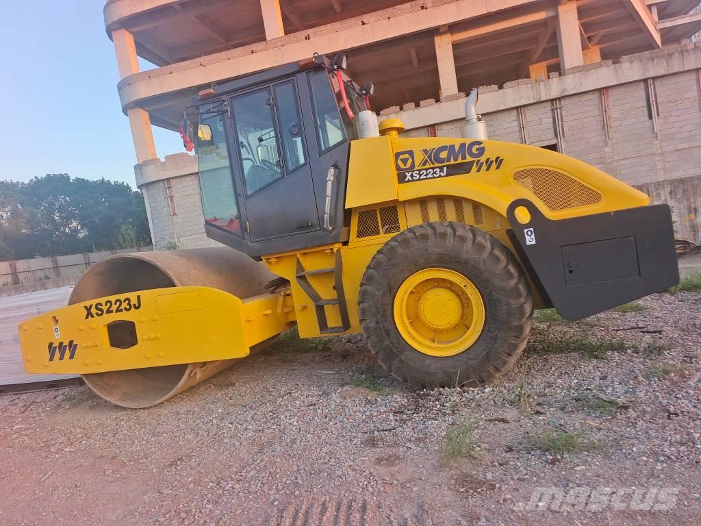 XCMG XS 223J Envalsvältar