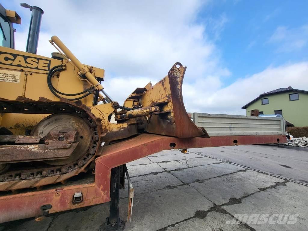 CASE 1550 E Bandschaktare