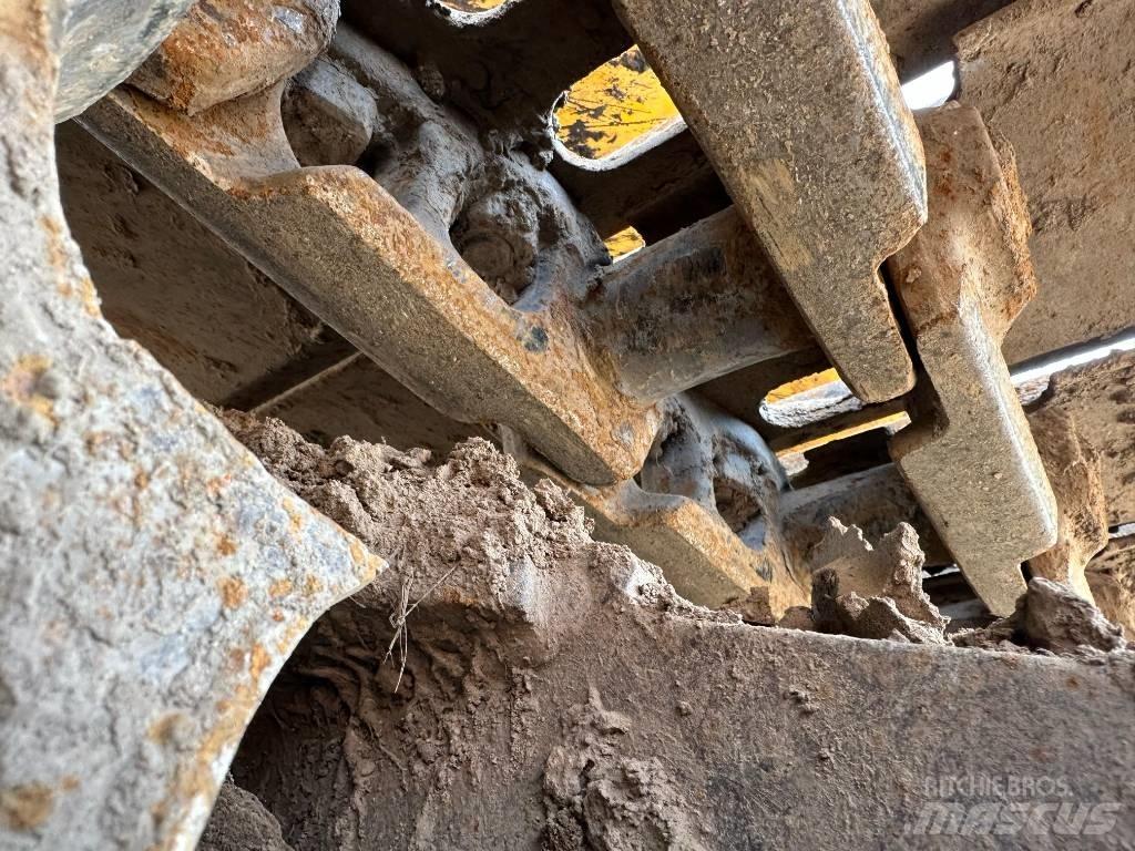 JCB JS 200 LC Bandgrävare