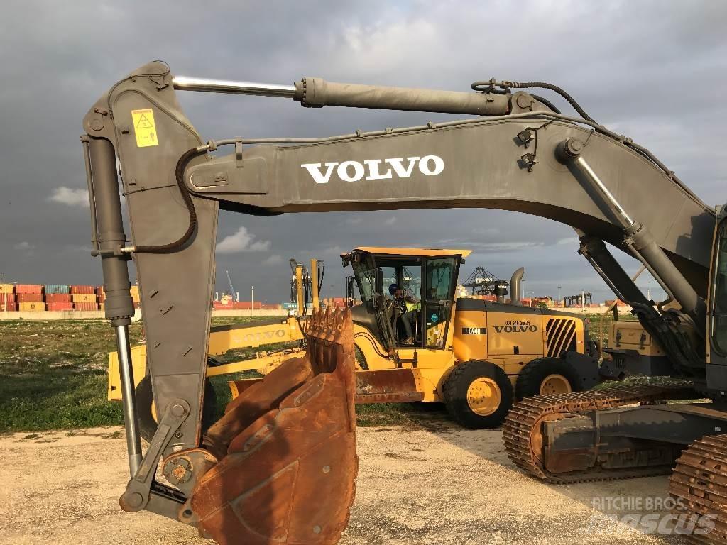 Volvo EC 460 B LC Bandgrävare