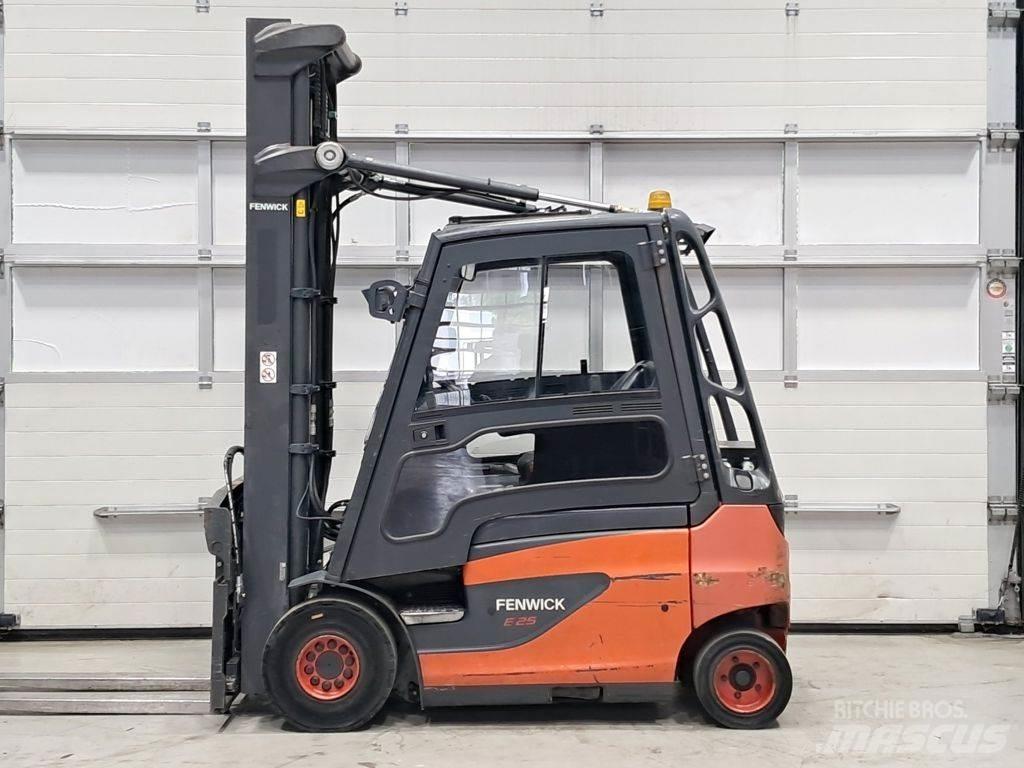 Linde E25-01 Elmotviktstruckar