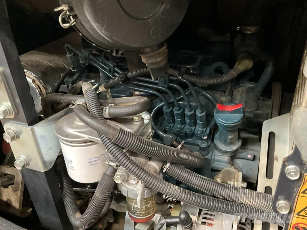 Kubota KX 027-4 HI Minigrävare < 7t