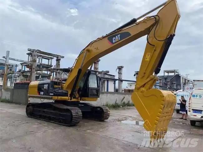 CAT 330D Bandgrävare