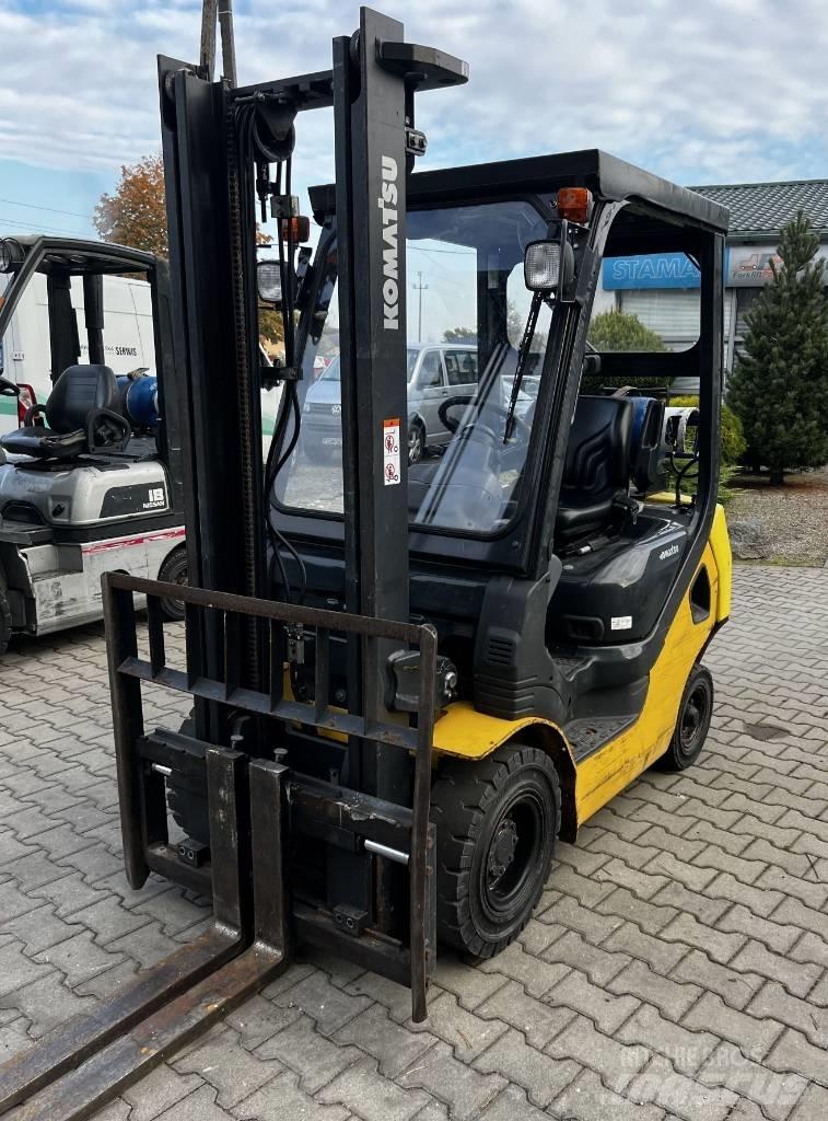 Komatsu FG15HT-21 Gasolmotviktstruckar