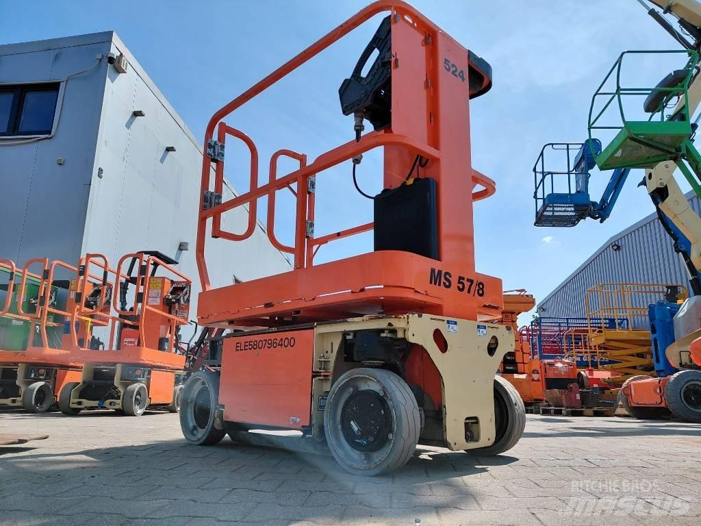 JLG 1230 ES Saxliftar