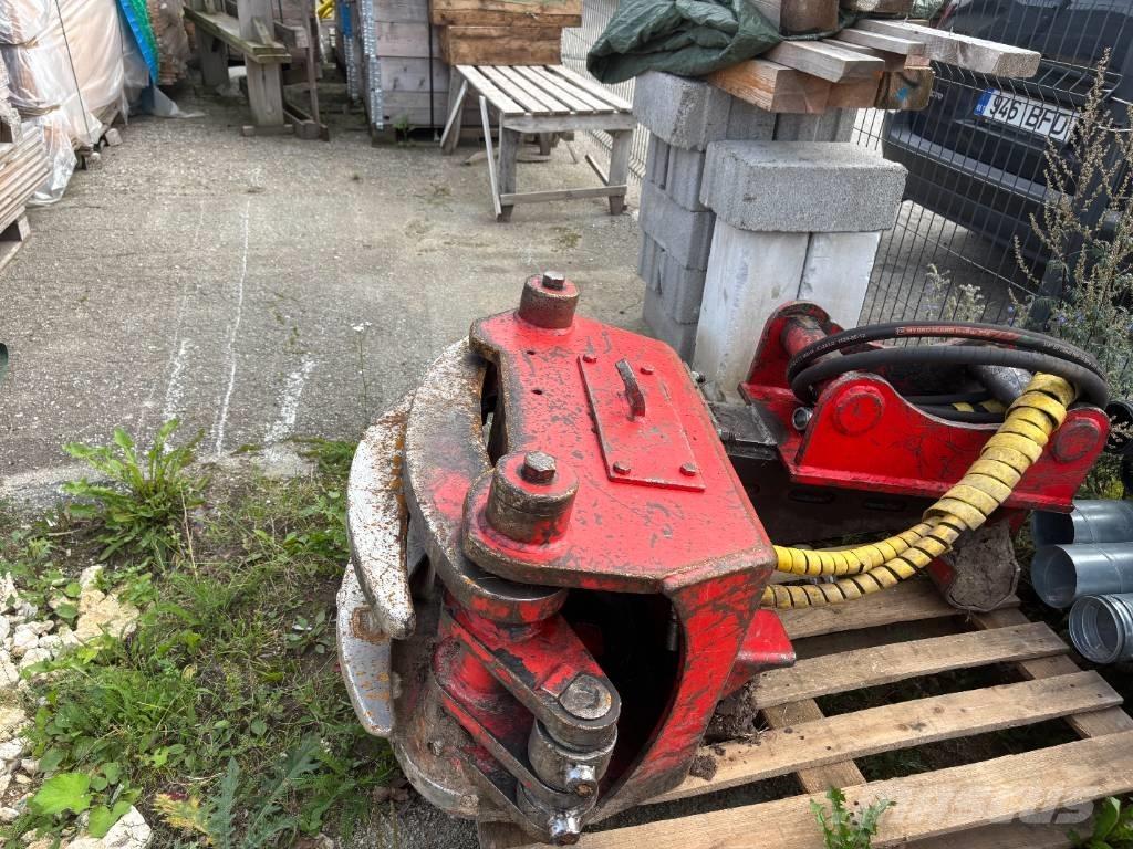 Hyundai HX 235 ALCR Bandgrävare