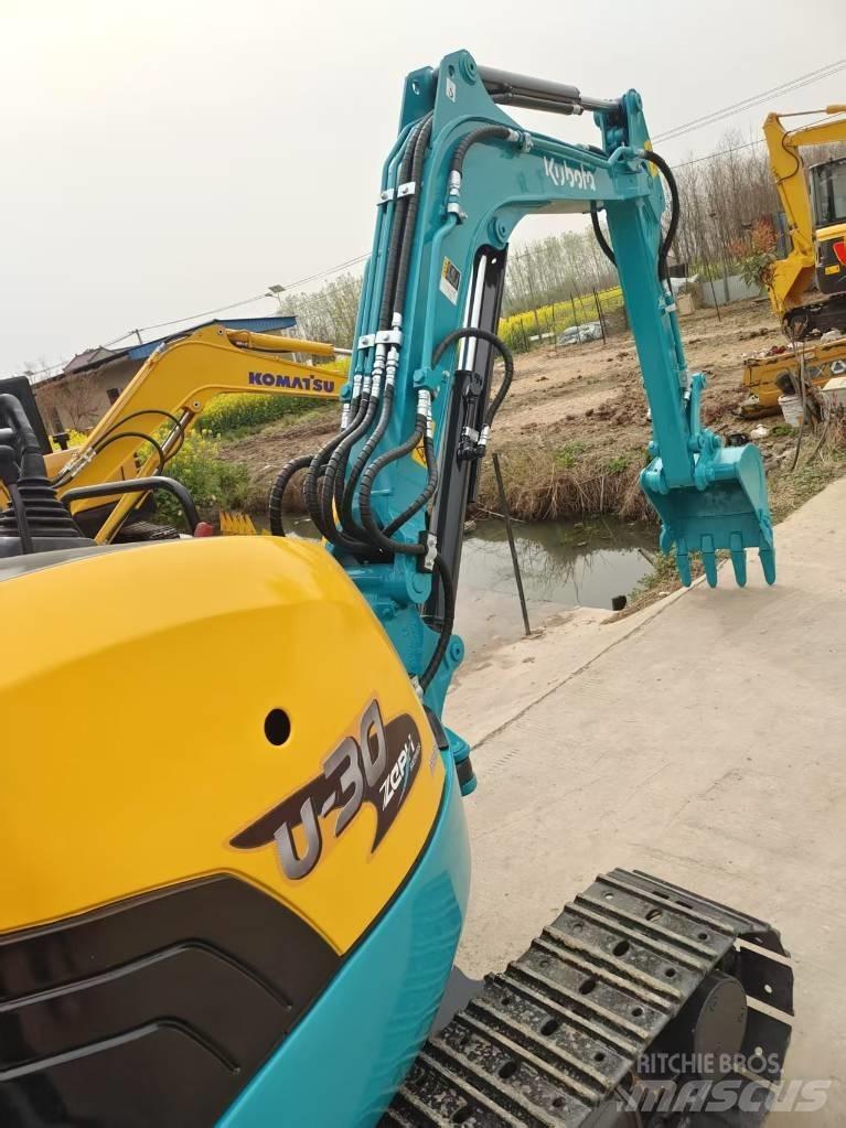 Kubota U 30 Minigrävare < 7t