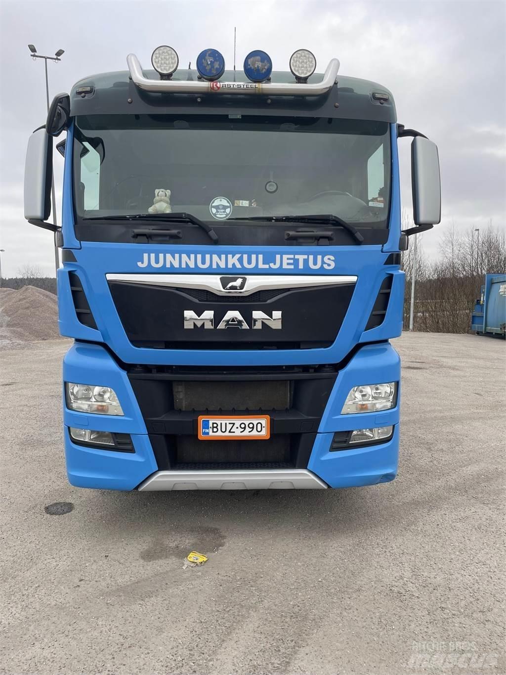 MAN TGX 35.560 Spannmålsbil