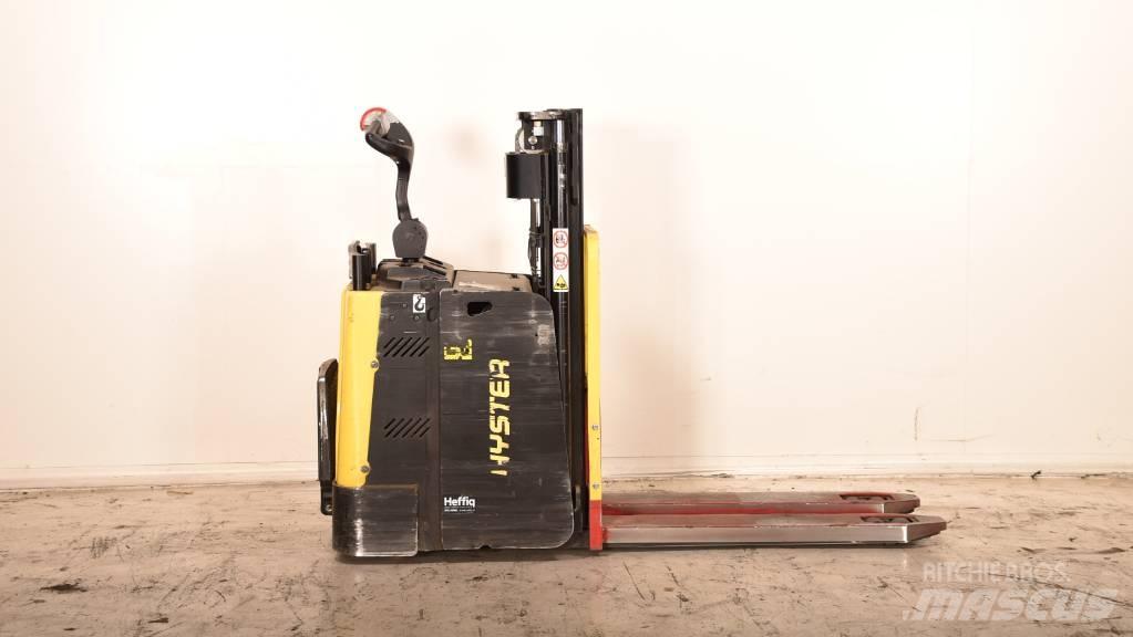Hyster P2.0SD Låglyftare med plattform